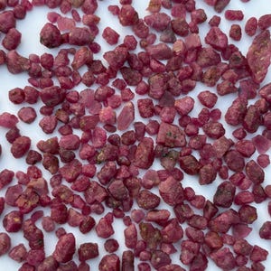 Natural No Heat Ruby Rough from Tanzania for Gem Cutting and Beads