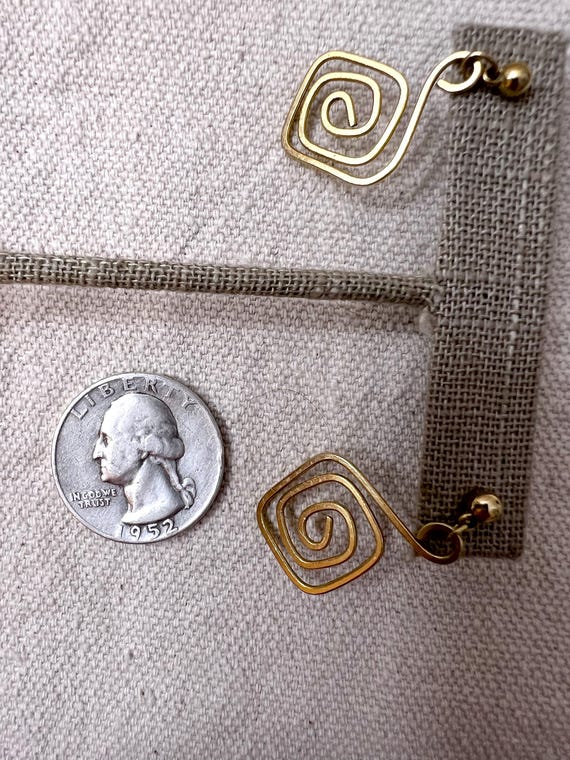 Gold Square, Flat, Hypnotic Wire Wrap Dangle Post… - image 6