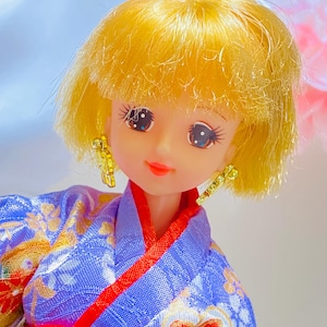 Retro Fashion Jenny Doll - 2 Style Outfits Traditional Japanese Kimono & 80s Vivid Pink Polka Dot Party Look - Takara Vintage