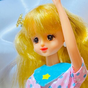 Retro Showa Idol Jenny Doll - Vintage Takara Japanese Fashion Doll with 2 Outfits (Idol Dress & Evening Gown) - 80s J-Pop Star Aesthetic