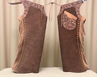 Handgemaakte chaps van suèdeleer: cowboy-rodeo-uitrusting met franjes