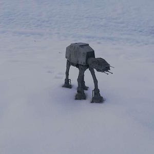 Star Wars Bandai AT-AT 1/144 Model Kit geassembleerd en geverfd