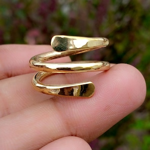 Anillo ajustable de latón macizo, hecho a mano, diseño único, para mujer, unisex, ideal para la salud.
