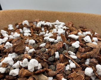 Chunky Houseplant Mix | Premium Aroid Soil Blend with LECA, Orchid Bark, Chunky Perlite & Coco Croutons | Indoor Plants 1 Gallon