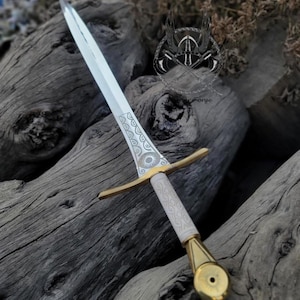 Hand-Forged Carbon Steel Elendil&#39;s Sword: Rings of Power Replica