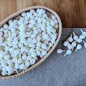 White Pikake Hawaiian Flowers for Lei, Unbloomed Jasmine Clay Flowers Beads, Jewelry Making, Garland, Handcraft Thai Clay DIY Craft Supplies