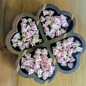 100 pcs Pink Crown Flower Hawaiian Clay Beads, Crown Dahlia Flower for Lei, Car Lei Charm, Garlands Making, Jewelry, DIY Handcraft Supplies