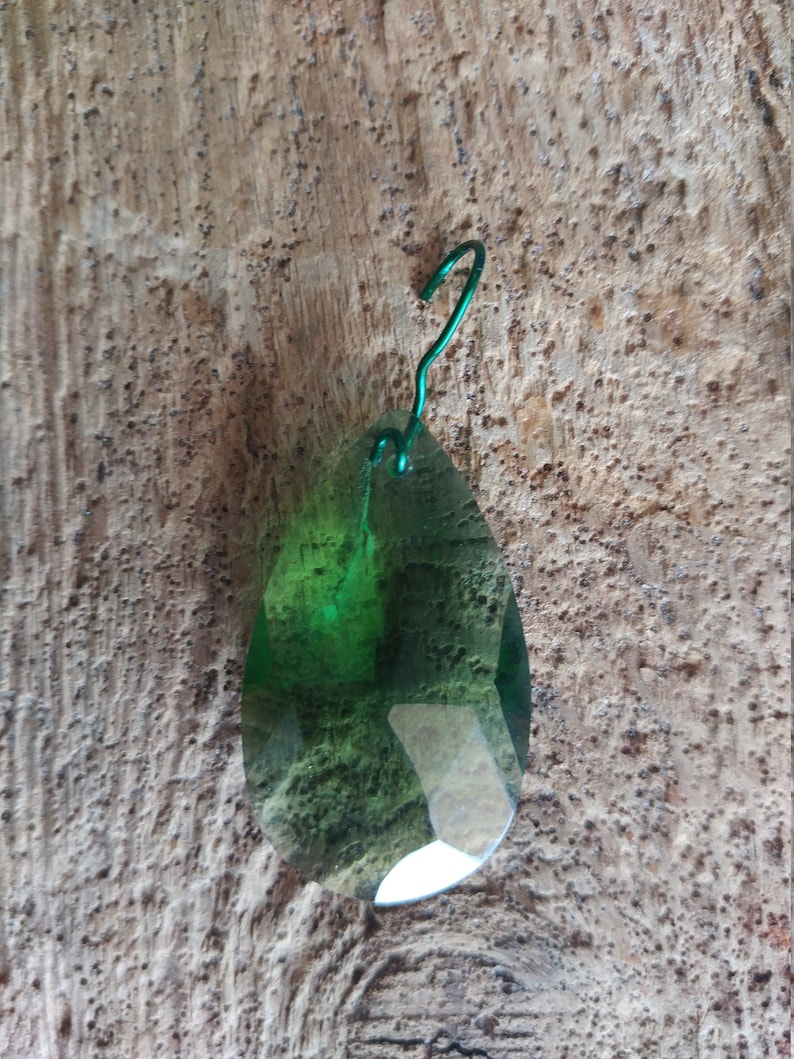 10 CRYSTAL CHANDELIER TEARDROP Emerald Green Crystals with Green Wires-Organza Bag-Jewelry-Craft-Fairy Garden