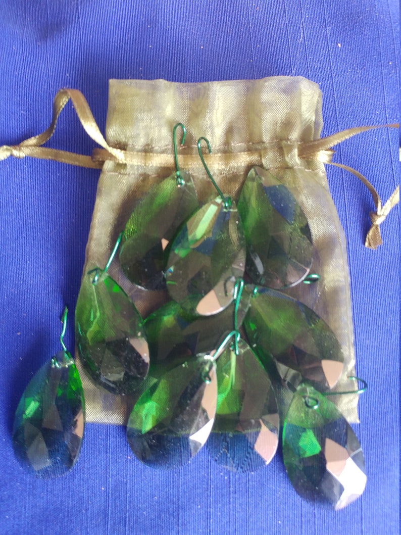 10 CRYSTAL CHANDELIER TEARDROP Emerald Green Crystals with Green Wires-Organza Bag-Jewelry-Craft-Fairy Garden