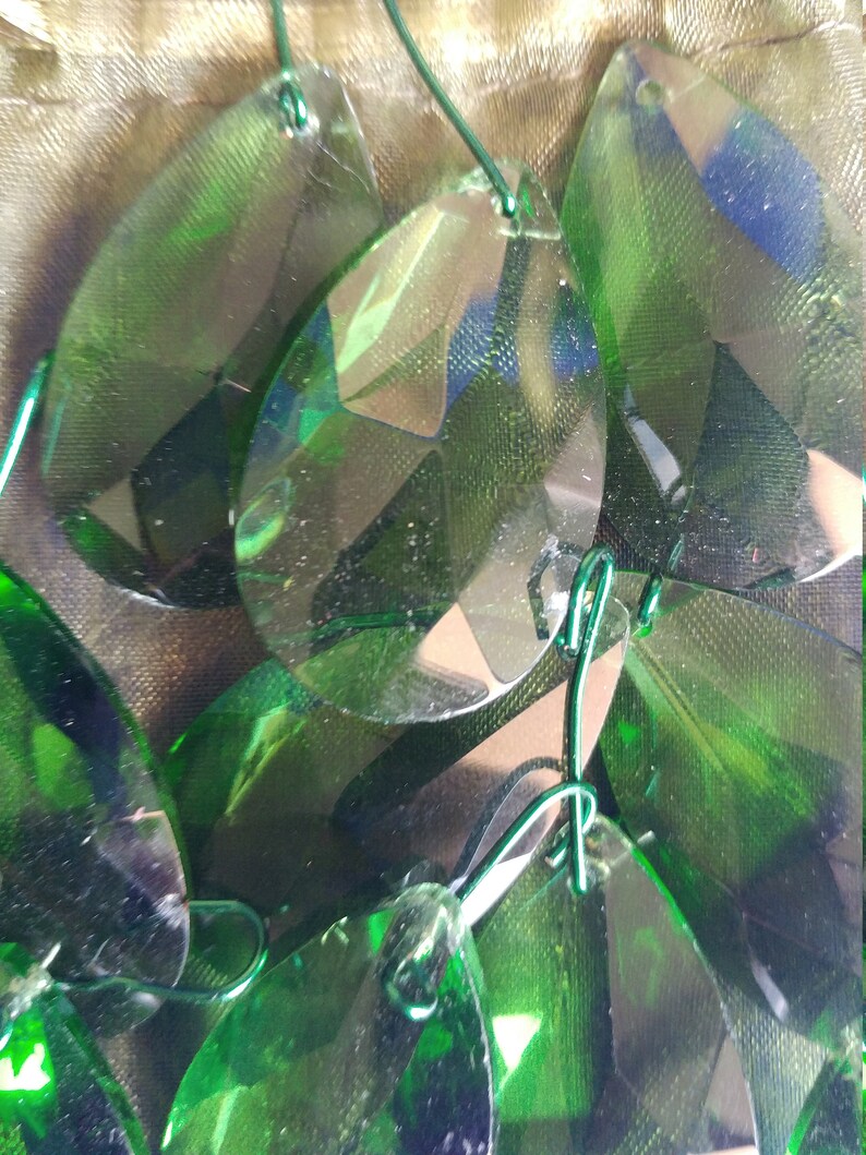 10 CRYSTAL CHANDELIER TEARDROP Emerald Green Crystals with Green Wires-Organza Bag-Jewelry-Craft-Fairy Garden
