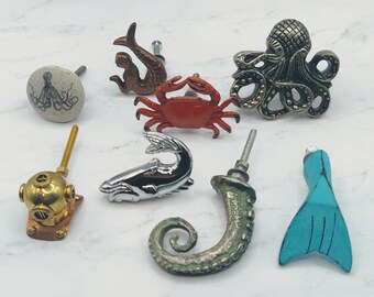 COASTAL AND NAUTICAL knobs and hooks