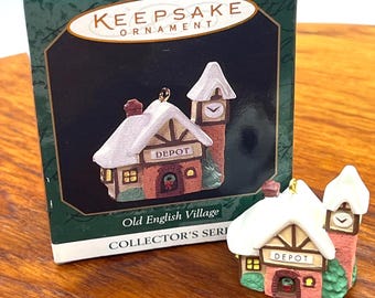 Miniaturowa ozdoba pamiątkowa Hallmark z 1997 r. z serii Old English Village, MIB