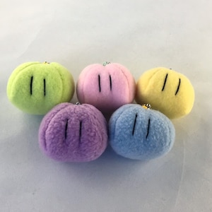 Kawaii Dango Plushie Keychain – Japanese Dessert Charm – Soft Stuffed Toy Gift – Cute Bag Accessory