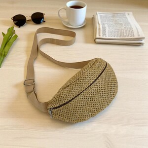 Woven Waist Bag for Women | Rattan Belt Bag | Travel Fanny Pack | Chest or Shoulder Bag | Stylish Beach Purse | Boho Crossbody Bag