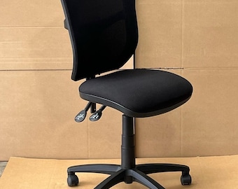 Silla de oficina con respaldo de malla y soporte lumbar - ENTREGA EN REINO UNIDO