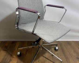 Silla giratoria baja Pilot con respaldo bajo. Precio recomendado: 1087.