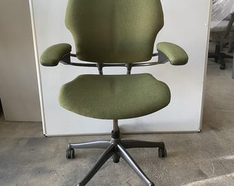 Silla de oficina Humanscale Freedom - Tela verde - Excelente estado