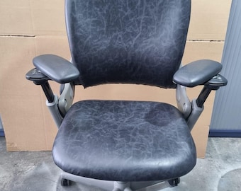 Silla de oficina ergonómica STEELCase Leap en cuero gris ahumado/negro - Se puede entregar