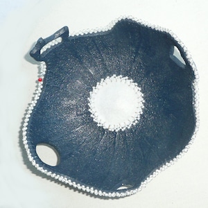Hole-y Bowl -- Gourd Bowl
