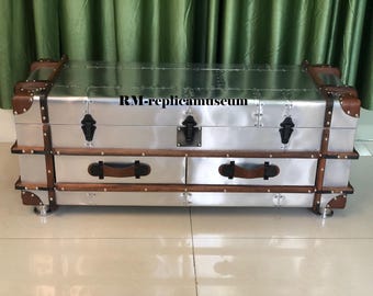 Baúl de almacenamiento de aluminio, mesa de centro, arcón Aviator Mayfair - Muebles de decoración para el hogar y la oficina
