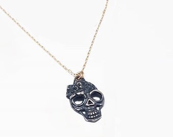 Collar de calavera, Collar de calavera de azúcar, Collar colgante, Collar en capas, Collar de plata y oro, Collar de plata oxidada, Collar gótico