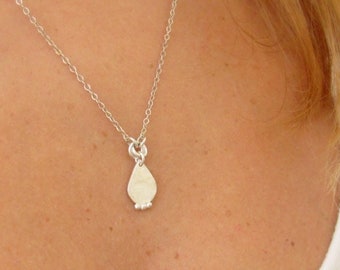Collar de plata en capas, Collar colgante, Teardropnecklace, Collar de plata Dainty, Collar Boho, Collar de encanto, Collar étnico, Moderno