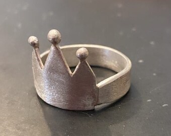 Crown ring, Unique silver ring, Queen ring, Rings for women, Boho ring, Stacked silver ring, Statement silver ring, Tiara Ring, Boho ring