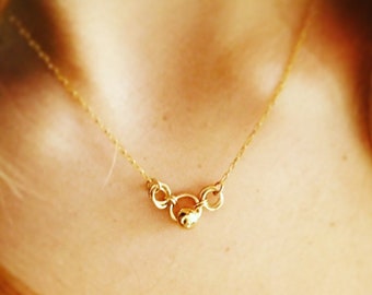 Collar chapado en oro, collar sencillo de oro, collar minimalista, collar delicado de oro, collar de oro, collar en capas, collar con colgante de oro