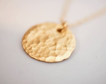 Solid gold necklace, Gold necklace, Gold disc necklace, Layered necklace, Coin necklace, Minimalist jewelry, Trendy necklace, Boho necklace