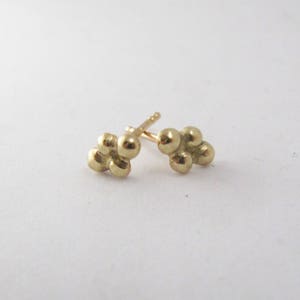 Cartilage jewelry, Tragus Earring, Cartilage Earring, Gold Tragus, Helix jewelry, Second hole earrings, Dots studs, Ear piercings, 14k 20g
