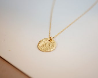 Solid gold necklace, Gold disc necklace, Layered gold necklace, Hammered disc necklace, 14k gold necklace, Gold pendant necklace, Dainty