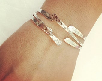 Set di bracciali, bracciale in argento, bracciale rigido in argento, gioielli boho, bracciale rigido aperto, bracciale in argento sterling, bracciale rigido in argento, bracciale rigido in argento