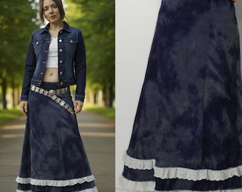 Vintage Y2K Denim Maxi Skirt – Dark Wash Tie Dye Look with Eyelet Lace Hem, Boho Grunge