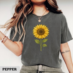 Sunflower T-Shirt, single bloom sunflower shirt, botanical floral tee, cottagecore flower top, vintage hand-drawn sunflower summer tee