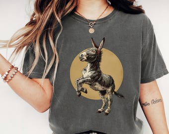 Donkey Retro T-Shirt, Farm Animal Lover Tee, Rustic Country Farmhouse Shirt, Animal Portrait Top, Farm Life Gift Tee, Donkey Shirt