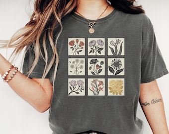 Floral Vintage Floral Botanical Stamp T-Shirt, Retro Flower Art Tee, Minimalist Nature Lover Shirt, Garden Aesthetic Top, Floral T-Shirt