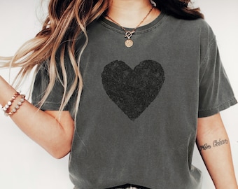 Distressed black heart T-Shirt, grunge gothic heart tee, punk rock emo style shirt, edgy alternative distressed heart top, dark lover gift