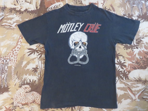 Vintage MOTLEY CRUE 1983 Tour T SHIRT 