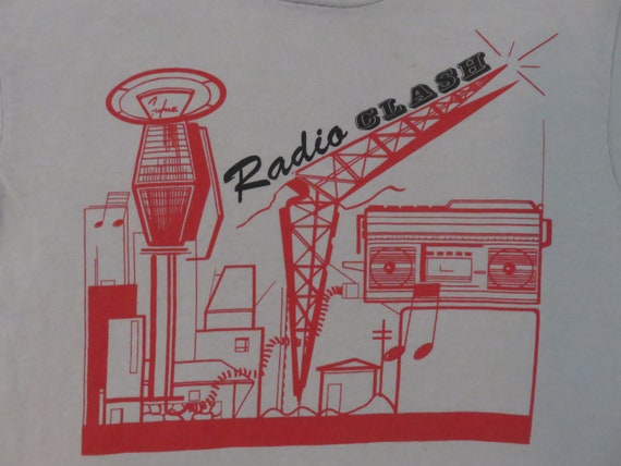 Vintage THE CLASH 80s T SHIRT original concert tee