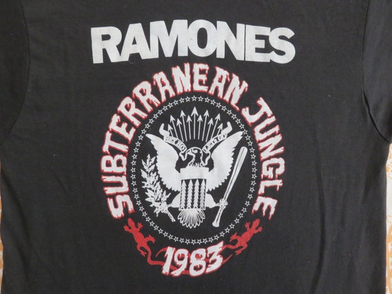Vintage RAMONES 1983 Tour T SHIRT original tee
