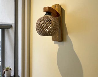 Trävägglampa – Handgjord rustik vägglampa