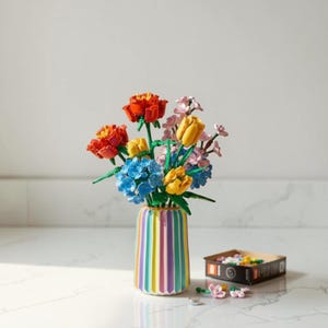 Vaso colorato a coste da 15 cm