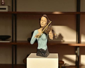 美しくデザインされた家具置物少女バイオリン バイオリンを弾く女性の真鍮製置物｜音楽家の少女像｜受付テーブル用