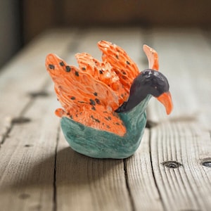 Handmade Multicolor Bird-Shaped Ceramic Vase – 20x15 cm Decorative Art