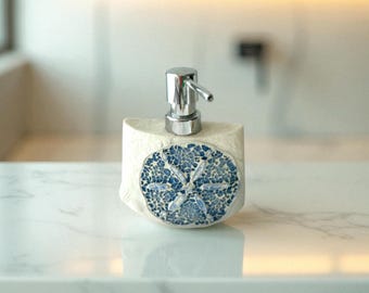 Dispensador de jabón líquido de nácar: un elegante accesorio para el baño