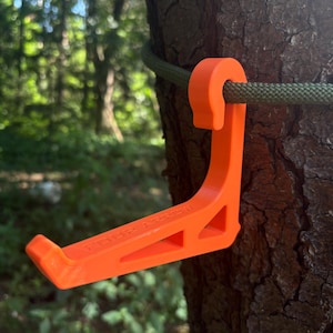 Bow Hanger for Mobile Hunting and Saddle Hunting