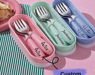 Set Regalo 2 Cucchiaini E Forchette Incisi | 'Schön Dass Es Dich Gibt' | Acciaio Inox Lavabile