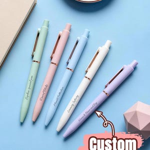 カスタムネームボールペン パーソナライズペン かわいいパステルペン 先生へのプレゼント 学生へのプレゼント オフィス用品 カスタムテキストペン 女性へのプレゼント