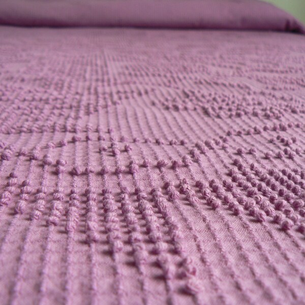 Vintage Purple Cotton Hobnail Chenille Queen/Full Size Blanket Bedspread