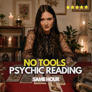 Könnte beinhalten: Eine Person mit dunklem Haar in einer braunen, langärmeligen Bluse mit Leopardenmuster sitzt an einem roten Tisch, der mit Tarotkarten bedeckt ist. Der Text lautet NO TOOLS PSYCHIC READING SAME HOUR mit fünf gelben Sternen oben rechts.